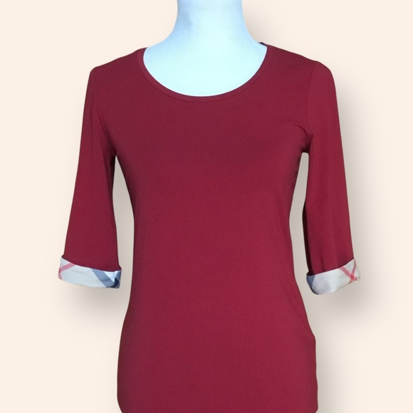 Burberry Brit Scoop Neck Tee With Check Cuffs - Picture 9 of 16